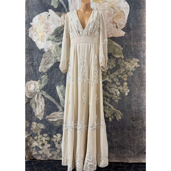 New Anthropologie BHLDN Belize Embroidered A-Line Long-Sleeve V-Neck Gown Sz 12 - Picture 8 of 10